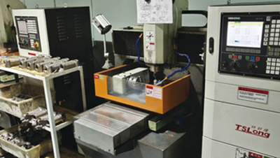 Máquina de grabado CNC